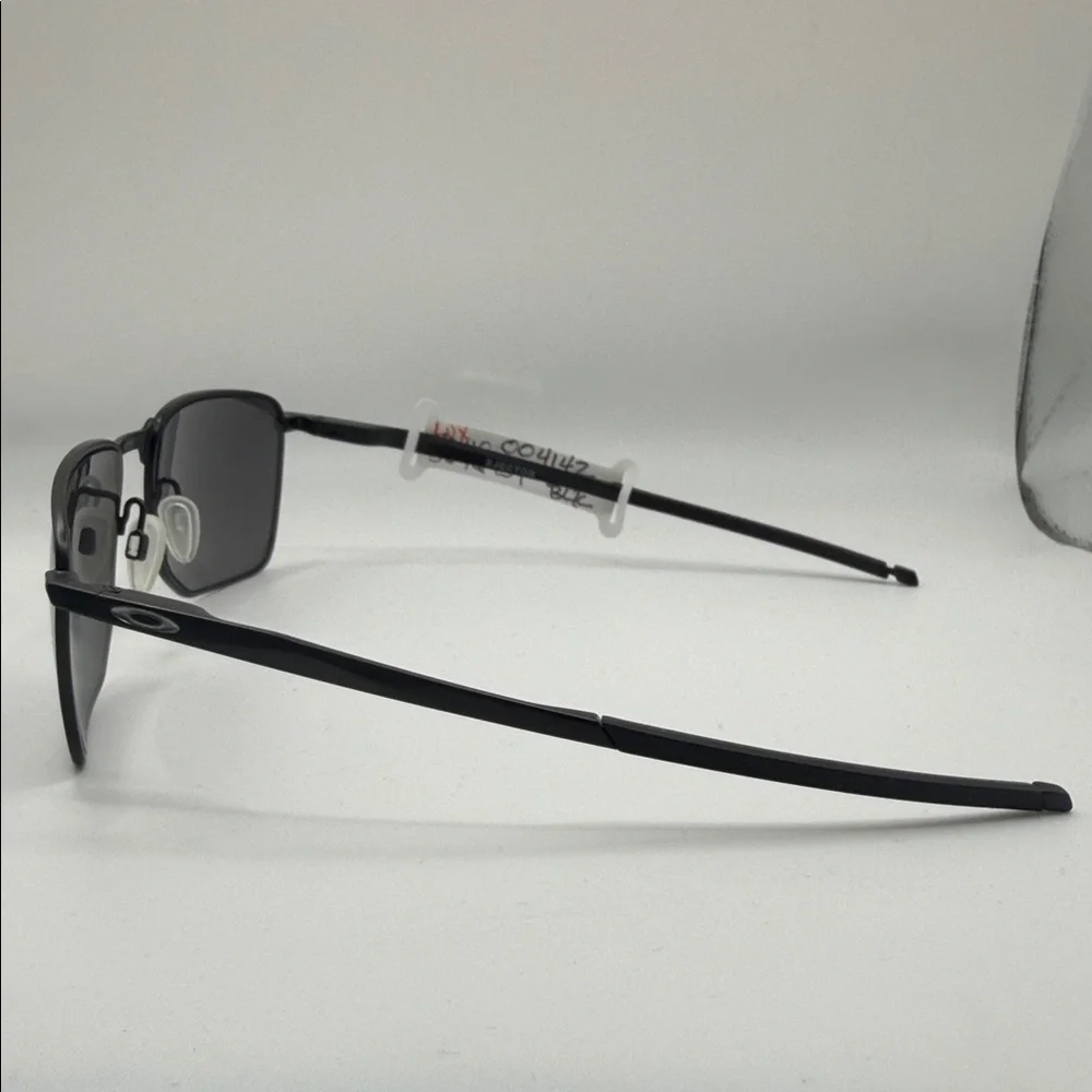 Oakley Black Sunglasses OO4142 No Case